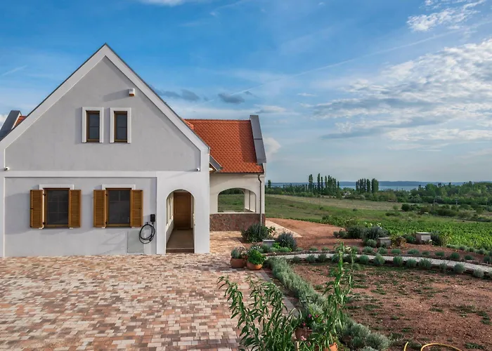 וילה Palo Borbirtok - Bed And Wine פלוזנק